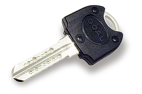 Security.  [Dimple key (non-contact support)] Adopt a replication difficult dimple key to dwelling unit of the key. Since the non-contact corresponding key, Without inserting the keyhole of the auto-lock the control panel is at the entry and exit points of the from the outside, such as entrance, It can only be in unlocking holding up, It is very convenient, such as when a lot of luggage ※ It is one of the key six to be passed, Does not correspond to the non-contact (same specifications)