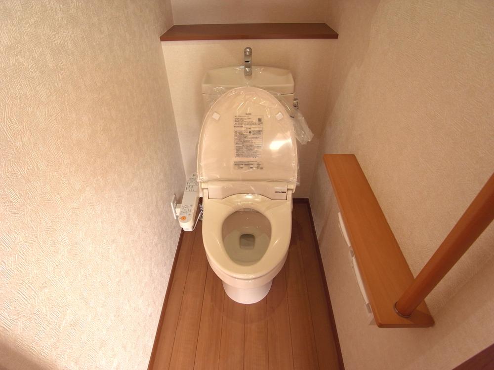 Toilet. Easy cleaning comfortable ・ Easy to clean