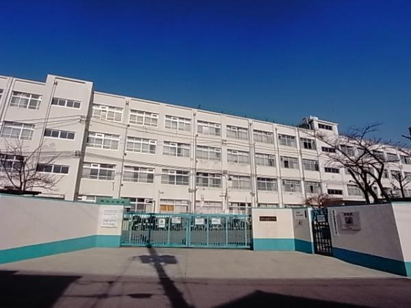Primary school. Sakuradai until elementary school 1096m