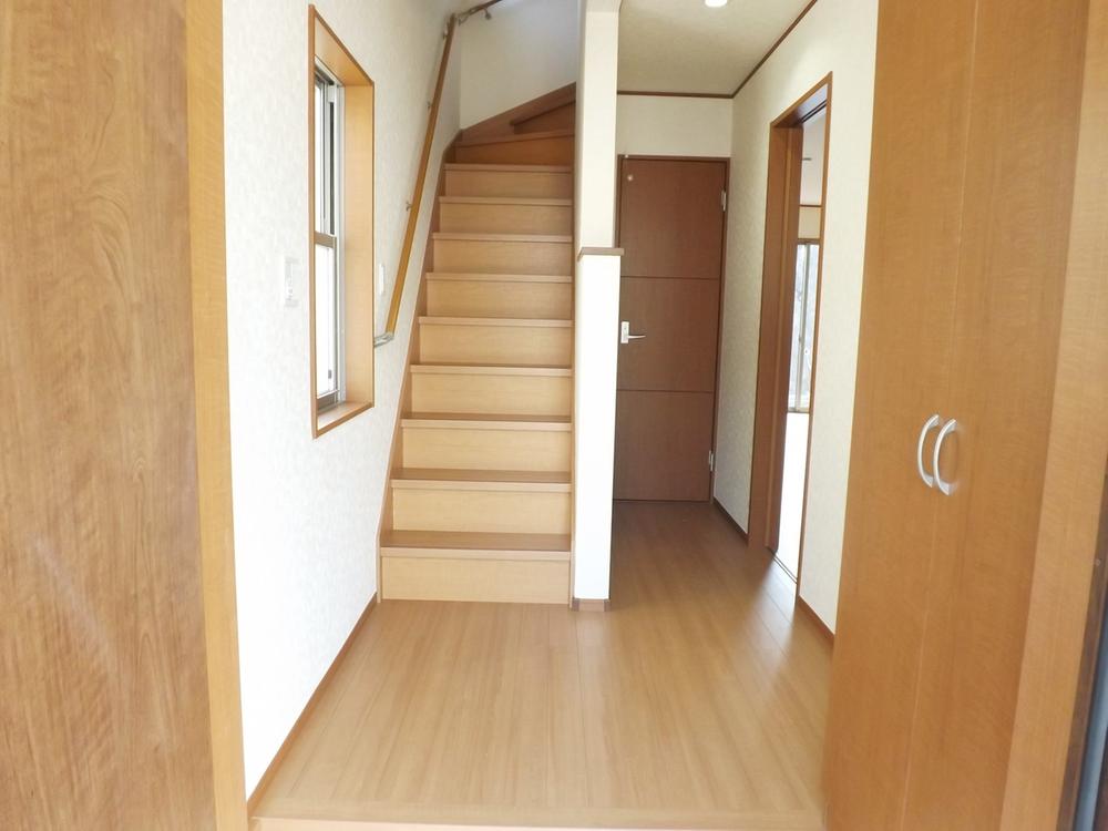 Entrance. Entrance introspection