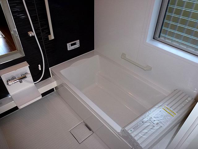 Same specifications photo (bathroom). It is the same specification product per under construction