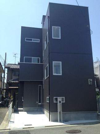 Local appearance photo. It is a sophisticated exterior design ◎