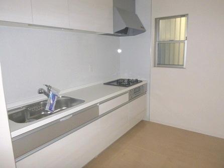 Same specifications photo (kitchen). Easy-to-use is a good system kitchen glad to wife.