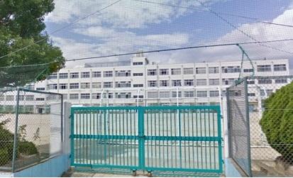 Primary school. 534m to Takatsuki Municipal Nyoze Elementary School