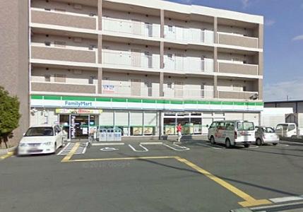 Convenience store. FamilyMart 862m to Takatsuki Kawanishi-cho, chome shop