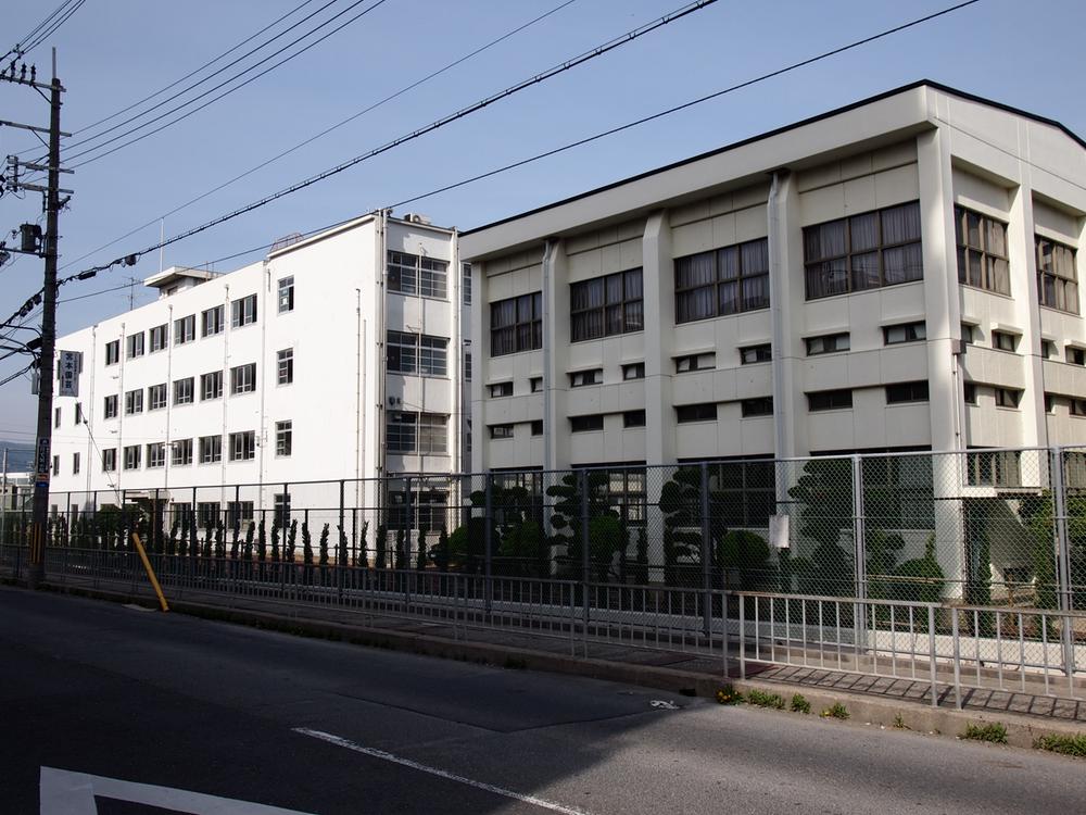 Junior high school. Takatsuki Municipal fourth 1440m Takatsuki Municipal fourth junior high school until junior high school