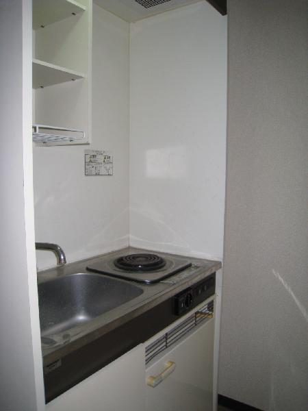Kitchen. A small kitchen