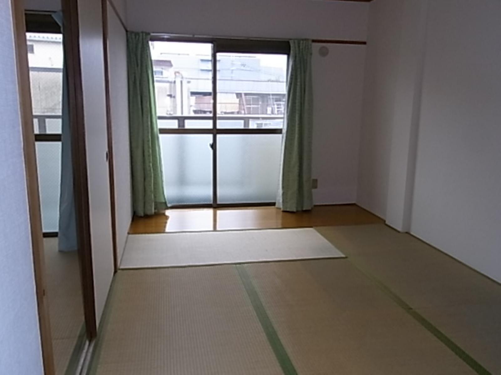 Other room space. Japanese-style room + plates