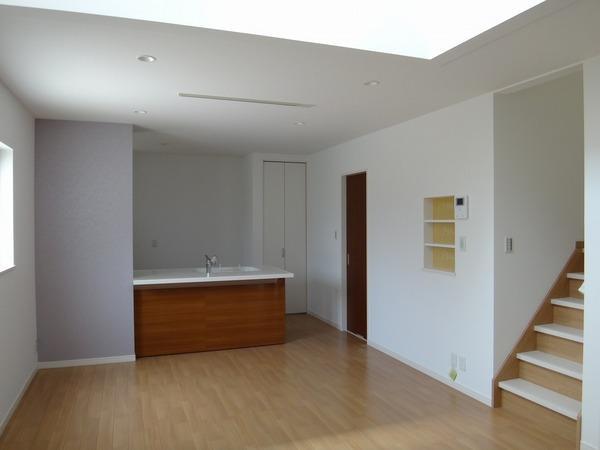 Same specifications photos (living). Relaxed spacious space of about 21 tatami mats and to Japanese and Tsuzukiai
