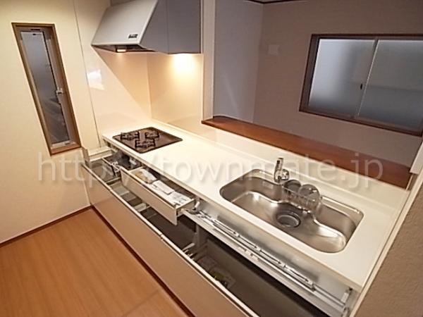 Kitchen. With counter Storage enhancement system Kitchen