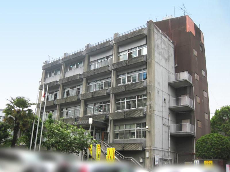 Police station ・ Police box. 1360m to Takatsuki police station