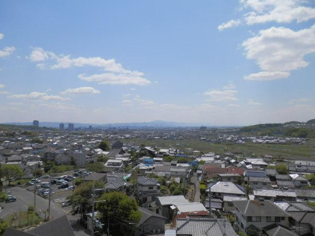 View photos from the dwelling unit. View from the balcony ☆