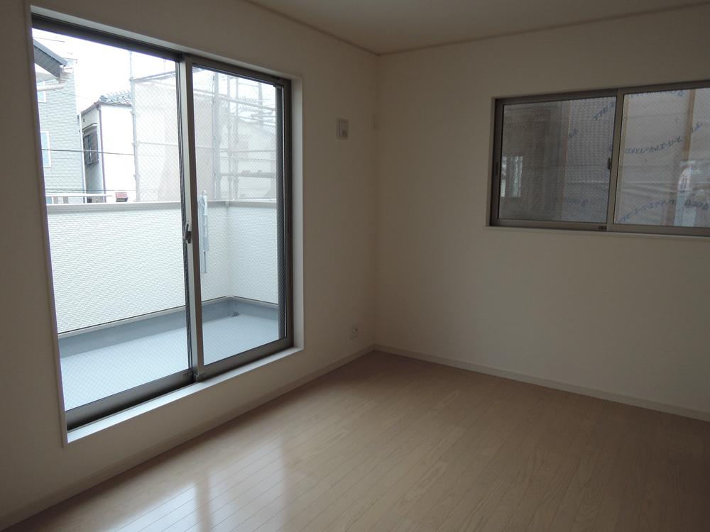 Non-living room. Indoor (10 May 2013) Shooting