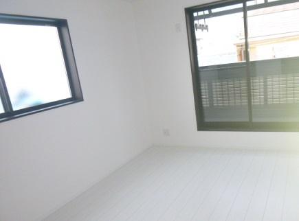 Living. (Image photo) LDK is located about 13.2 Pledge. Since the kitchen and the living room is close, Is a space that is felt the ties of family ◎