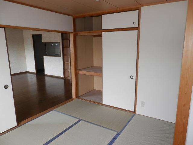 Non-living room. State of the Japanese-style room ☆