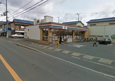 Convenience store. Seven-Eleven 1701m to Takatsuki Noda 2-chome