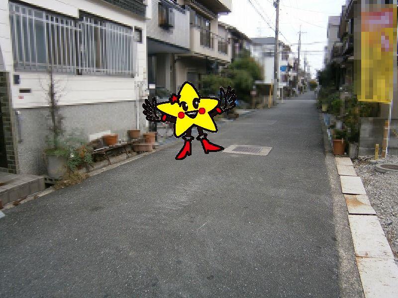 Local photos, including front road. Local (10 May 2013) Shooting