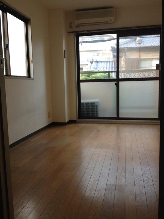 Other. Spacious living room