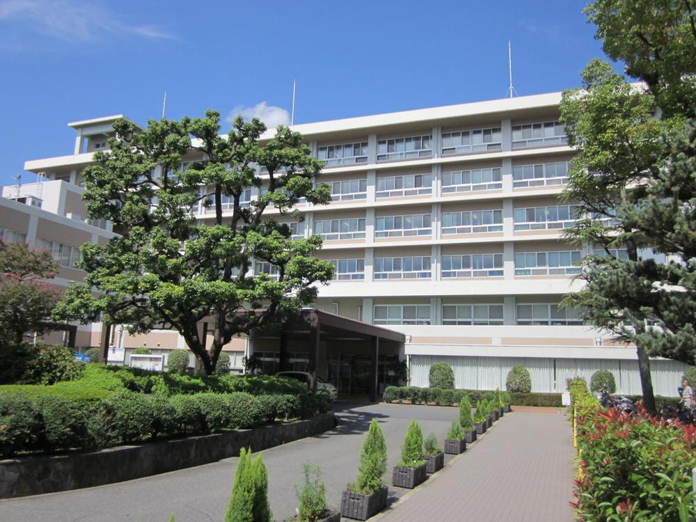 Hospital. Osaka Medical College 560m to Hospital