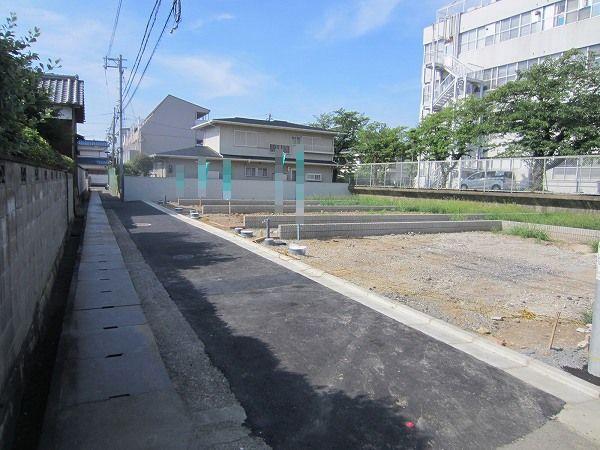 Local photos, including front road. Local (July 2013) Shooting