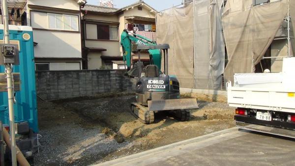 Local photos, including front road