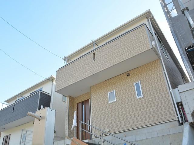 Local appearance photo. Takatsuki Yayoigaoka cho 4 Building appearance