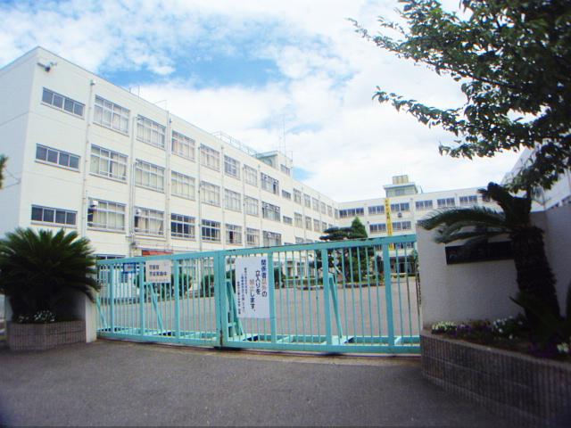 Junior high school. Tenth junior high school