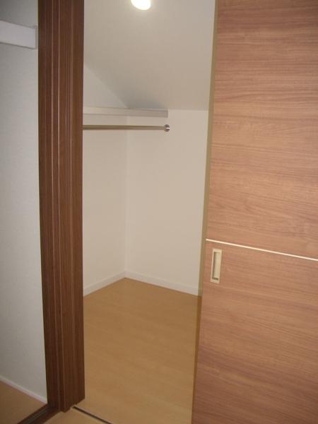 Receipt. A walk-in black - with georgette