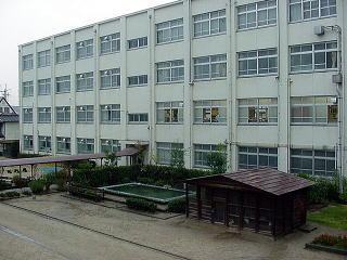 Primary school. 558m to Takatsuki Minami Daikan Elementary School