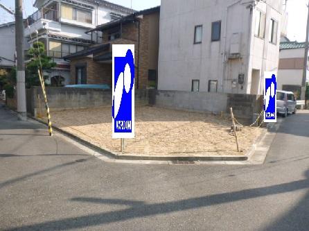 Local photos, including front road. Current state is the vacant lot. North 4m ・ We are facing against the west 4m.