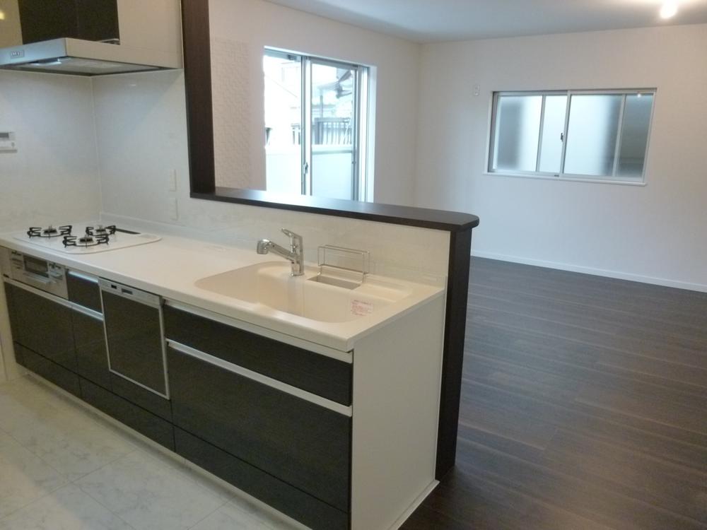 Same specifications photo (kitchen). Dishwasher ・ Water purifier with