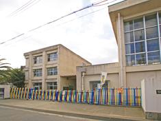 Primary school. Tondabayashi until elementary school 640m