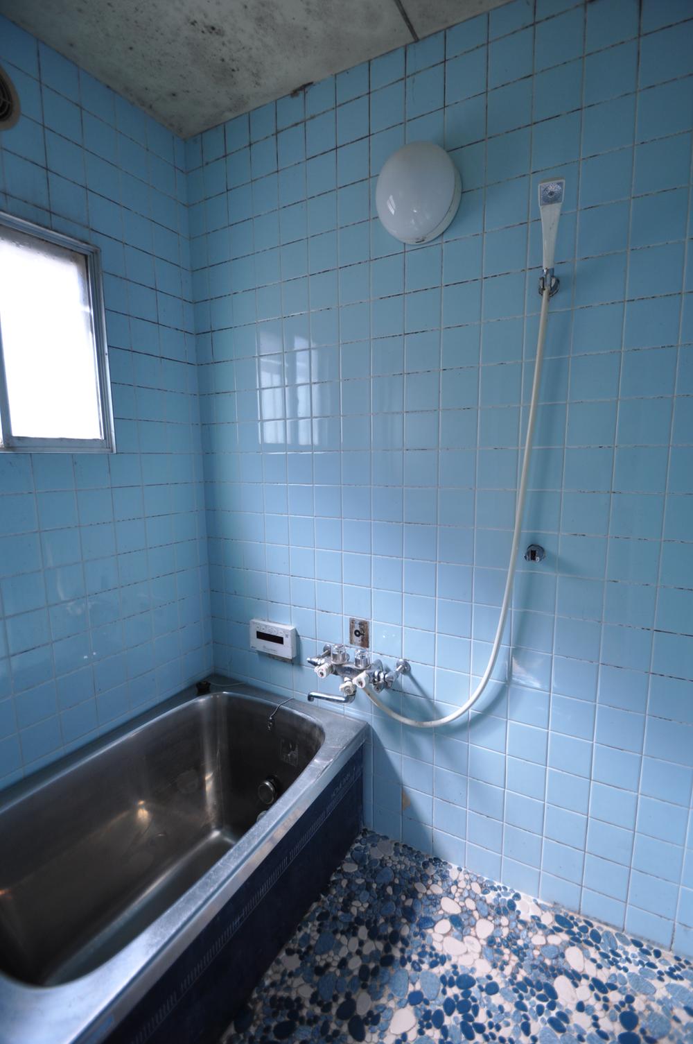 Bathroom. Bathroom calm in light blue base