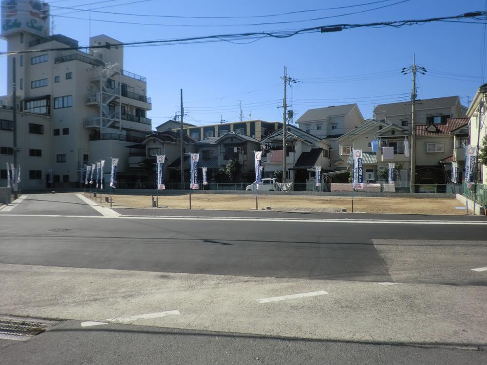 Local photos, including front road.  [Local land photo] Compartment is beautiful cityscape road was also in place.  Sale already the city average