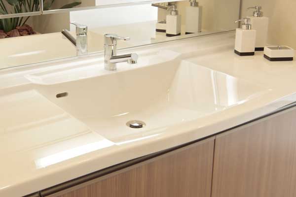 Bathing-wash room.  [Bowl-integrated counter] Vanity is, Since the integral is no seam of the bowl and the counter, Easy to clean dirt is hard to month (same specifications)