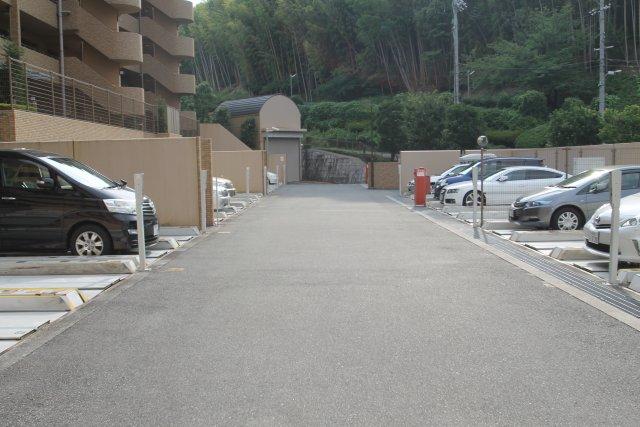 Parking lot