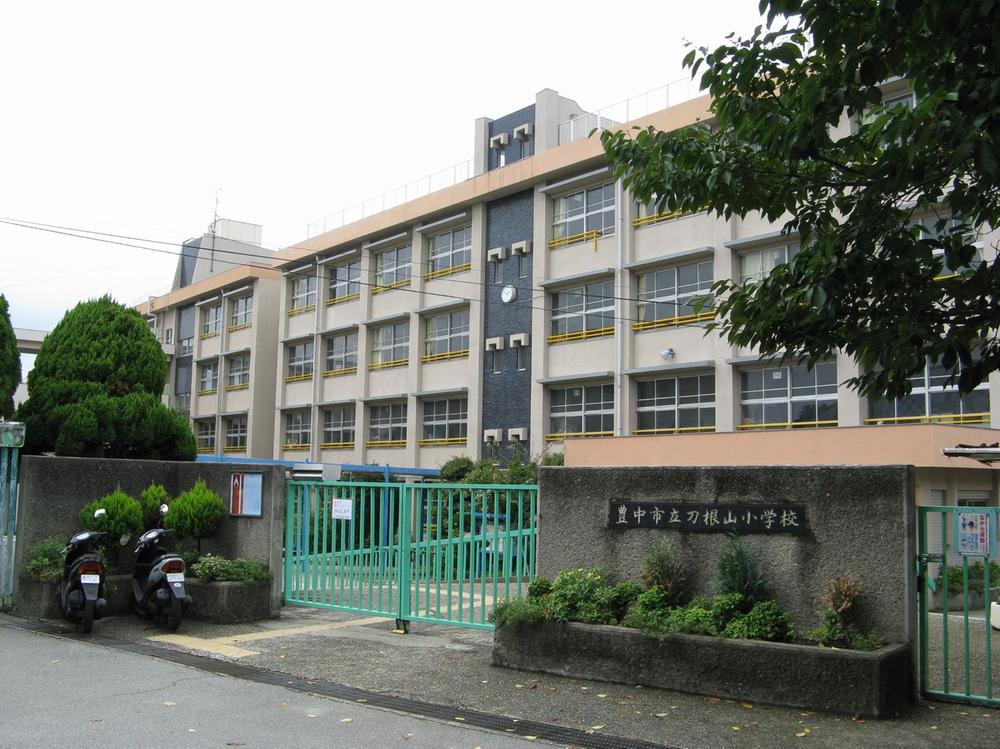 Junior high school. Toyonaka 582m to stand thirteenth junior high school