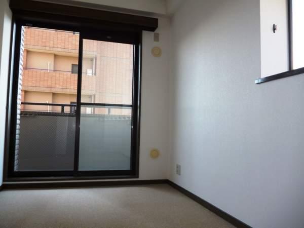 Non-living room. Southwest Western-style