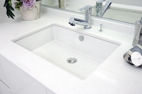Bathing-wash room.  [Bathroom vanity] The natural crystal containing more than 90% in the top plate, Profound feeling and aesthetic appearance, Artificial stone that combines the durability has been adopted (same specifications)