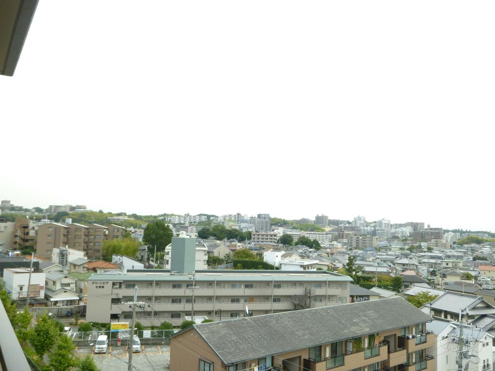 View photos from the dwelling unit. View from the site (October 2013) Shooting