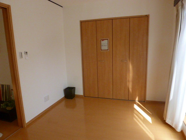 Other room space