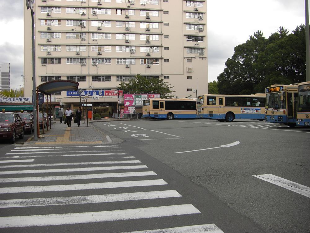 station. Midosujisen 2000m to Momoyamadai Station