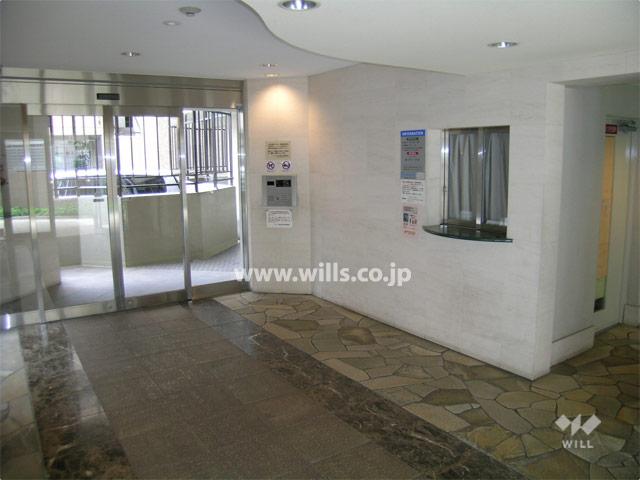 Other common areas. Entrance is with auto-lock