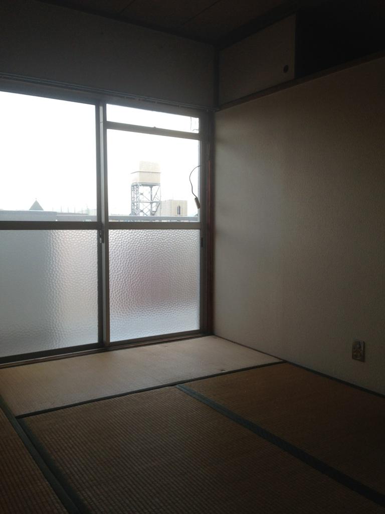 Non-living room