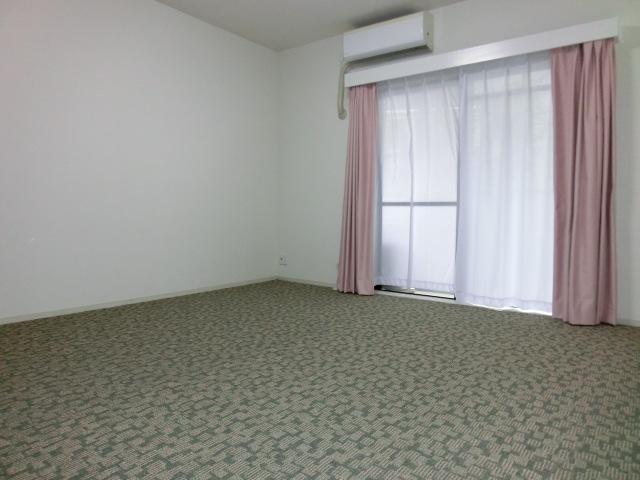 Non-living room