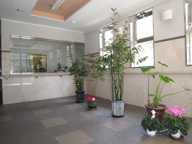 lobby