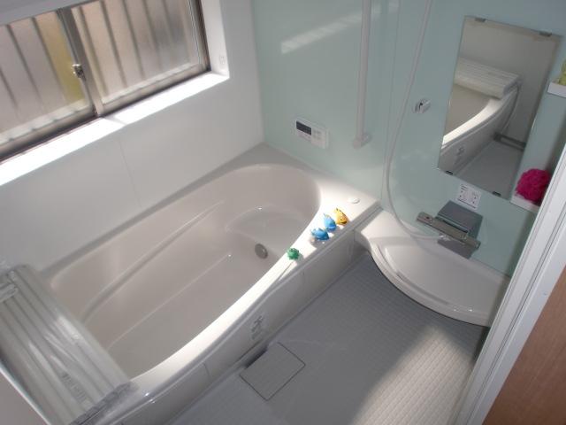 Bathroom. Same specifications of the company's other properties