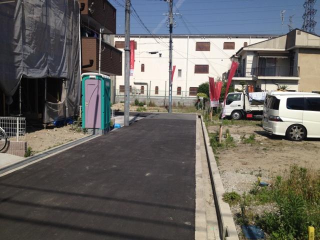 Front road is also widely, Open and sunny ・ Good to draft both (local ・ June 2013 shooting)