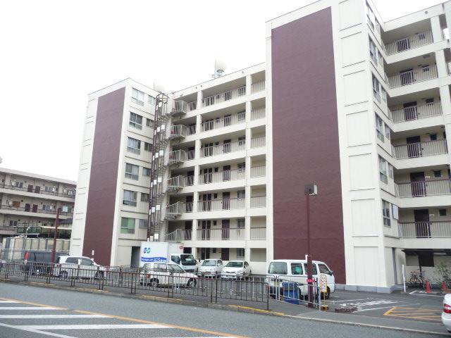 Local appearance photo. From the north road