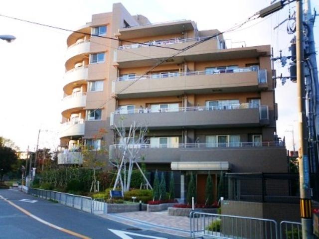 Local appearance photo. It is very beautiful apartment